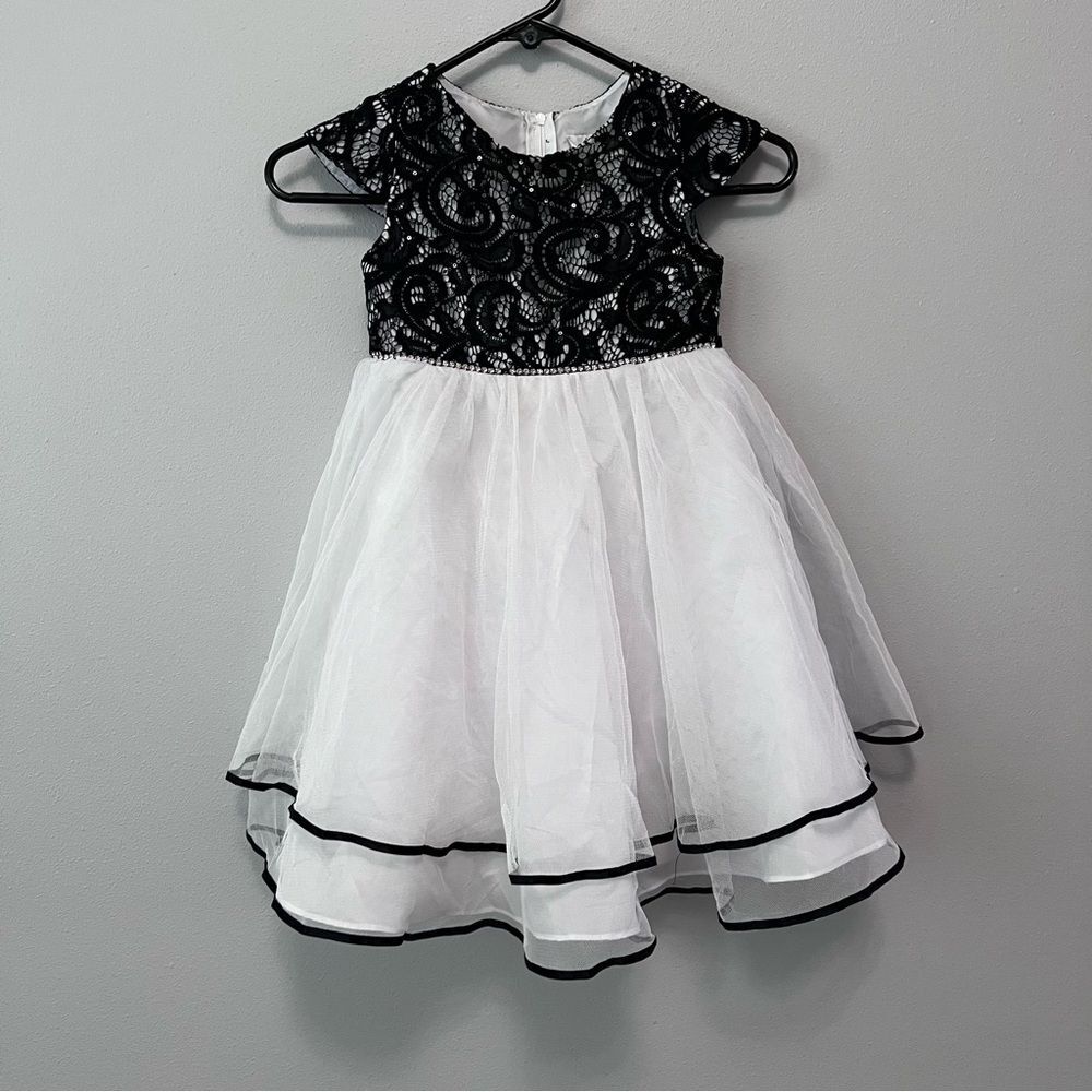 Rare Editions Black and White Lace Kids Dress Size 5